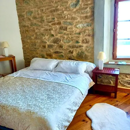D'hotes Sous L'olivier Bed & Breakfast Trausse