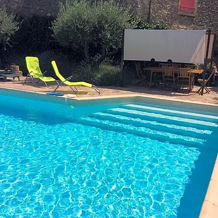 D'hotes Sous L'olivier Bed & Breakfast 3*