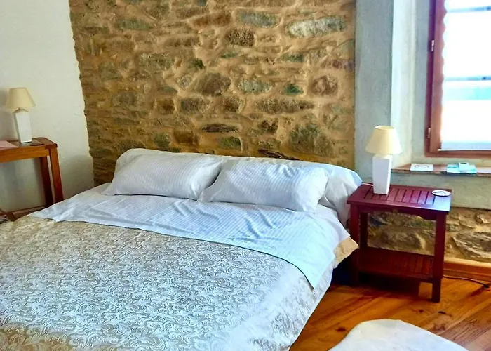 D'hotes Sous L'olivier Bed & Breakfast Trausse